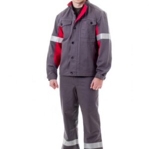 Protective suit against general industrial contamination and mechanical hazards